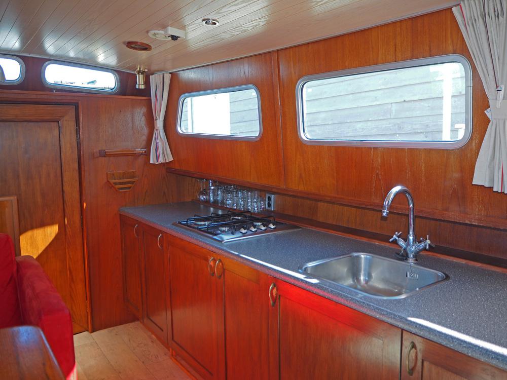 Salon, H&eacute;bergements